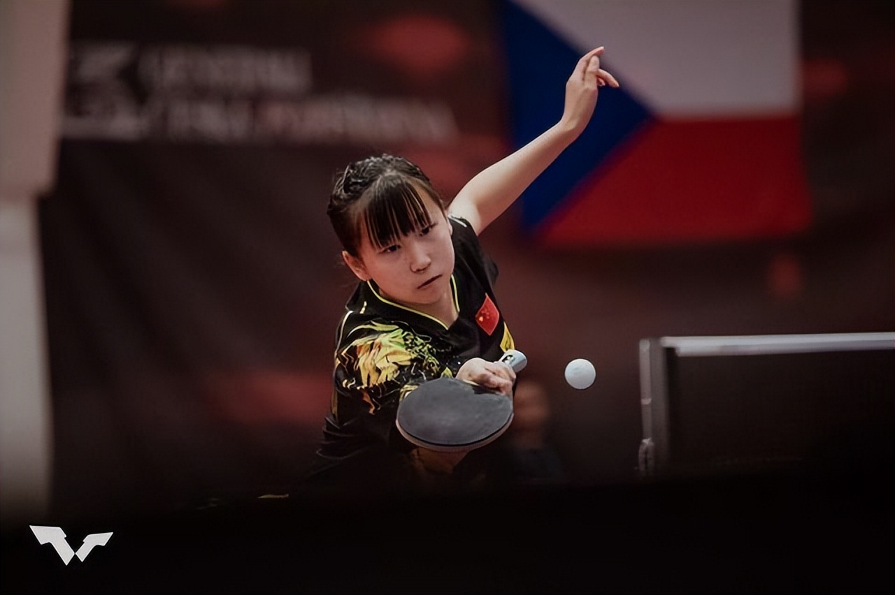 孙颖莎教练邱贻可评价孙颖莎,邱贻可孙颖莎初次见面