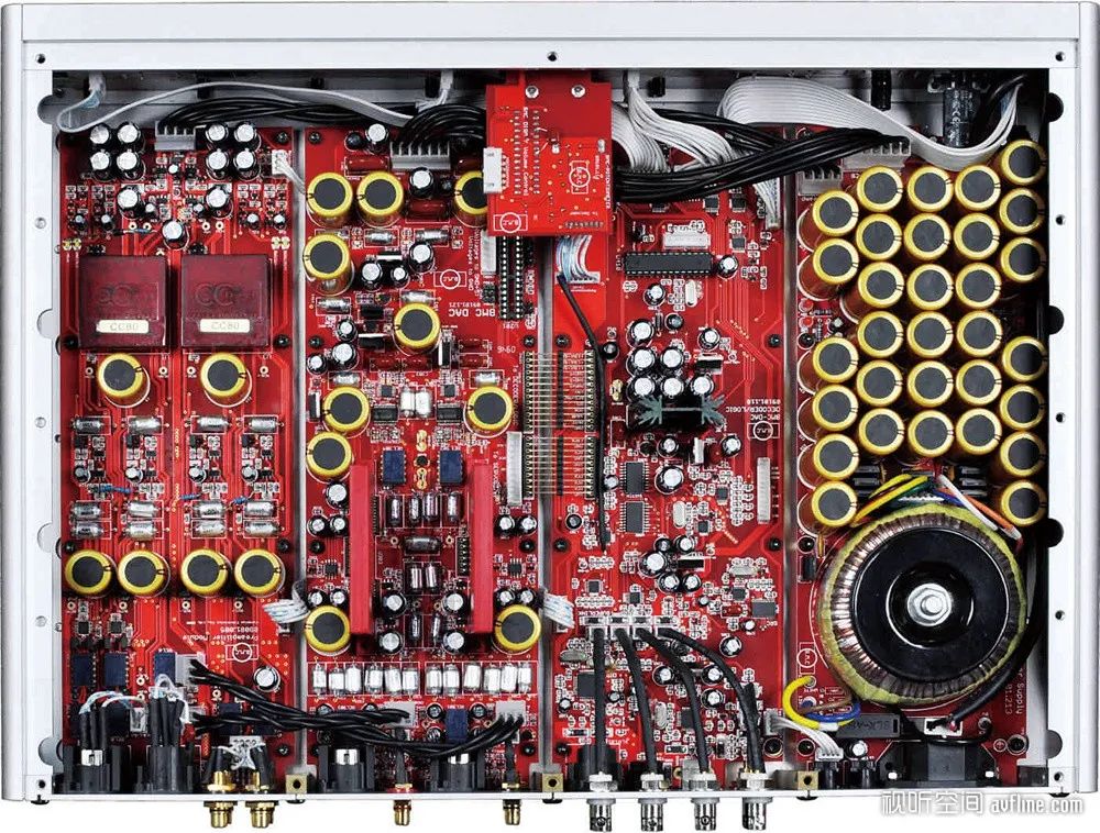 领略德国音响文化精髓：B.M.C.AudioDAC1解码前级、M3单声道后级