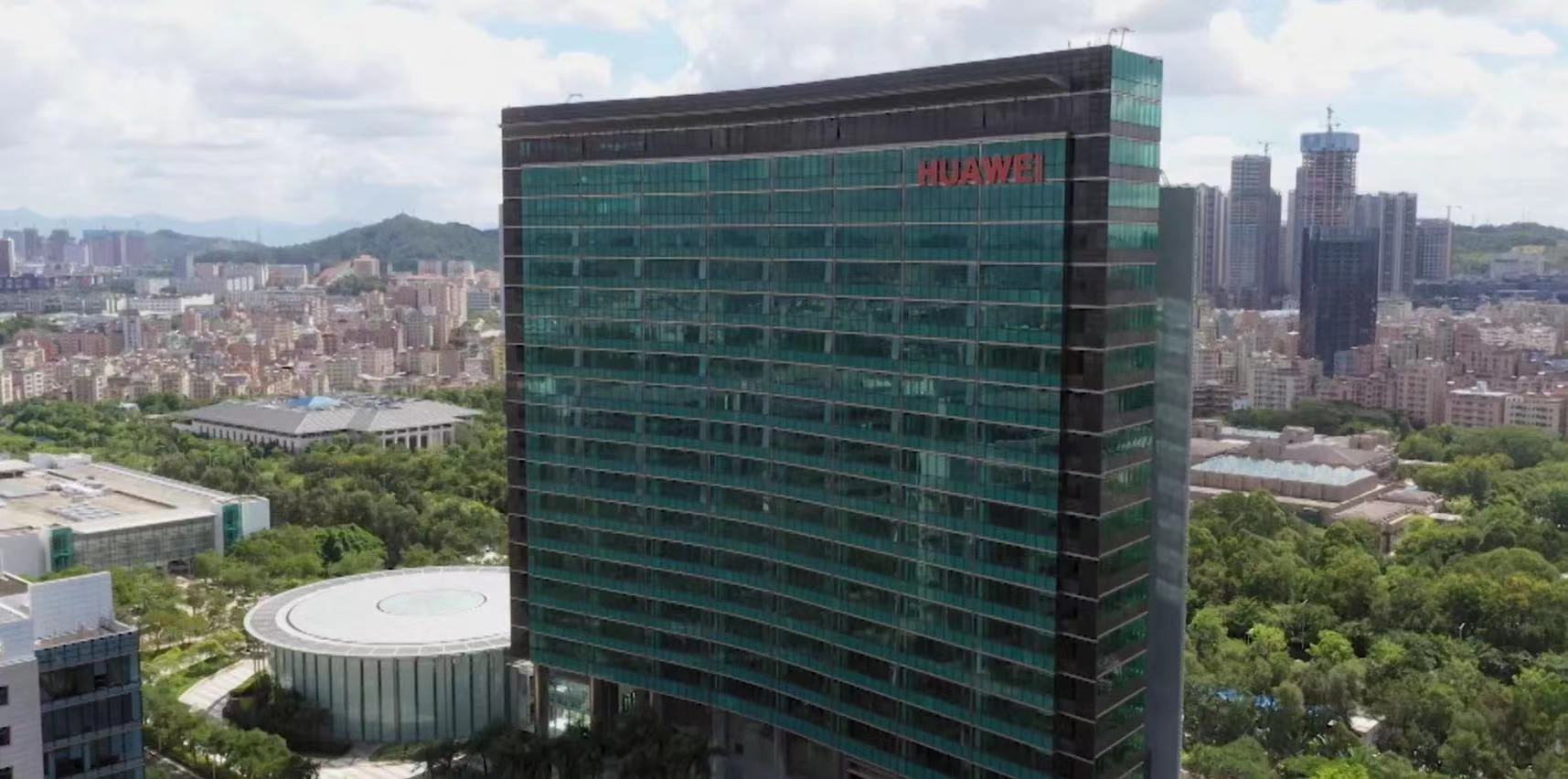 专利新品*管双**齐下华为终成“六边形战士”