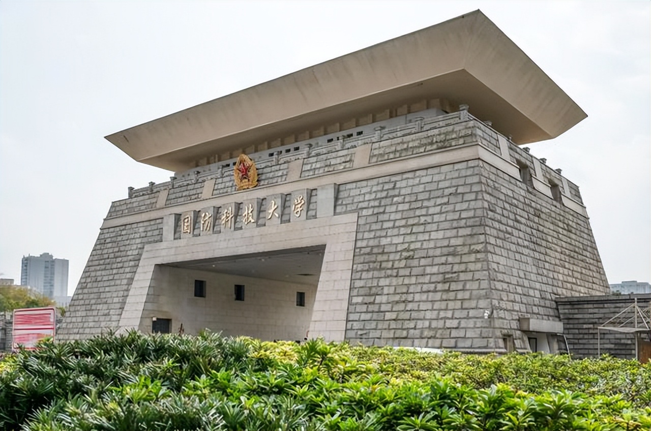 我国“最难考”的5所大学,清华只能排第五,北大连榜都上不了