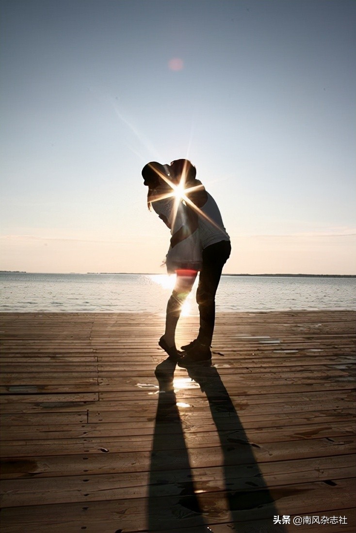 倾城推荐是什么意思,倾城推荐什么意思