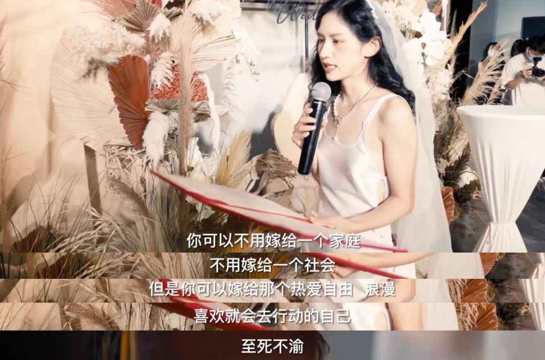 2022年女人要拿什么来保护自己,2022年的女性该怎么活