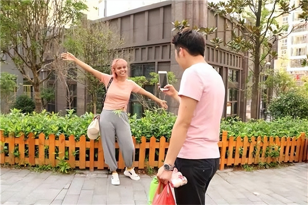 巴西姑娘嫁给中国小伙,巴西姑娘嫁中国小伙