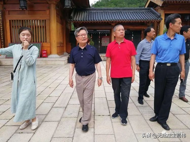 寰烽珮鏈涢噸浣滃,寰烽珮鏈涢噸灏忚闃呰