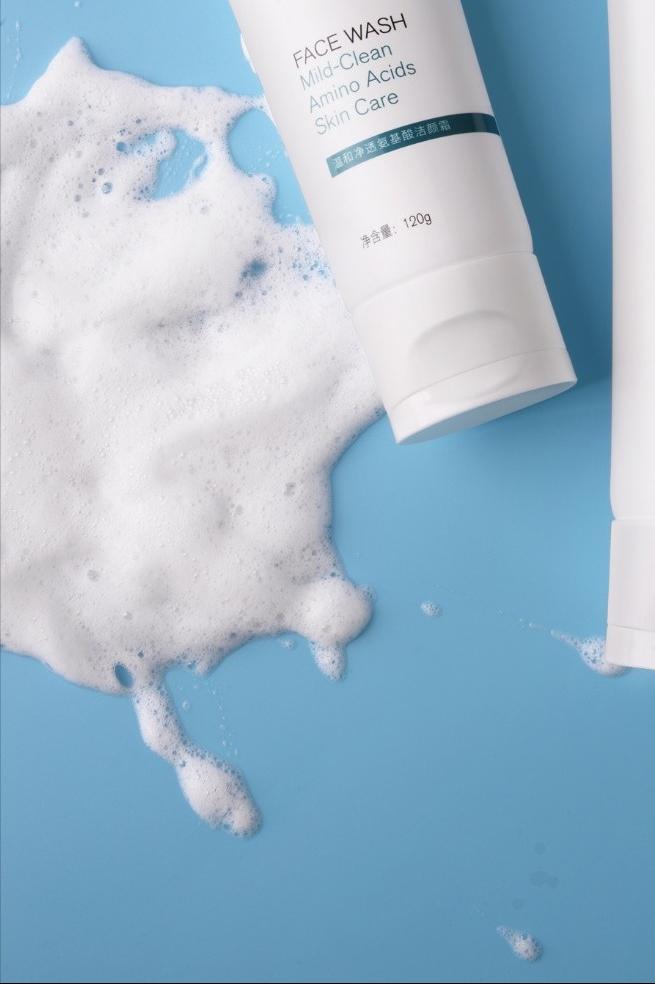 现在的人护肤意识都很强,现在的人都用什么洗面奶