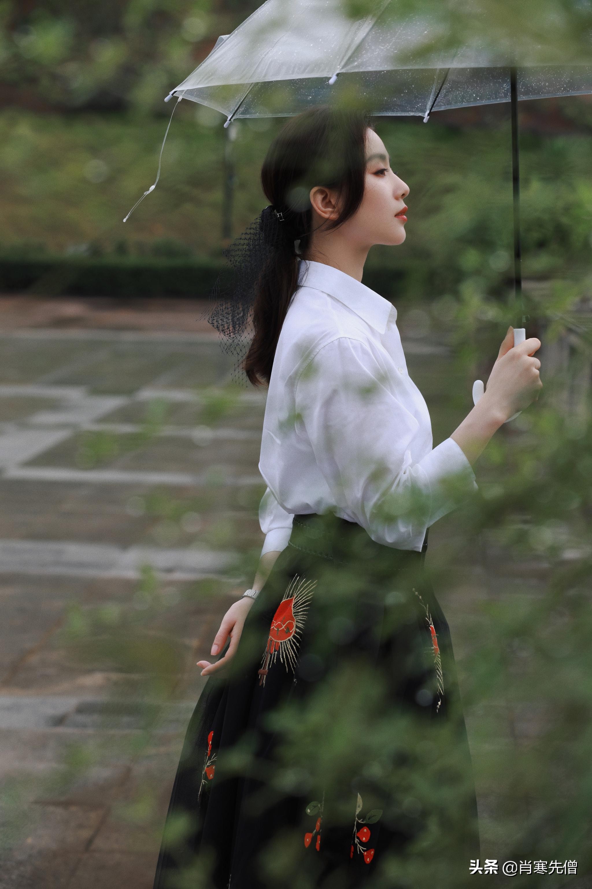 男子负债280万妻子不离不弃现状,负债280万妻子不离不弃住桥洞