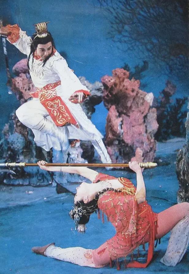 仙女打扮得像村花，古偶发型千篇一律，造型师真是毁剧不倦