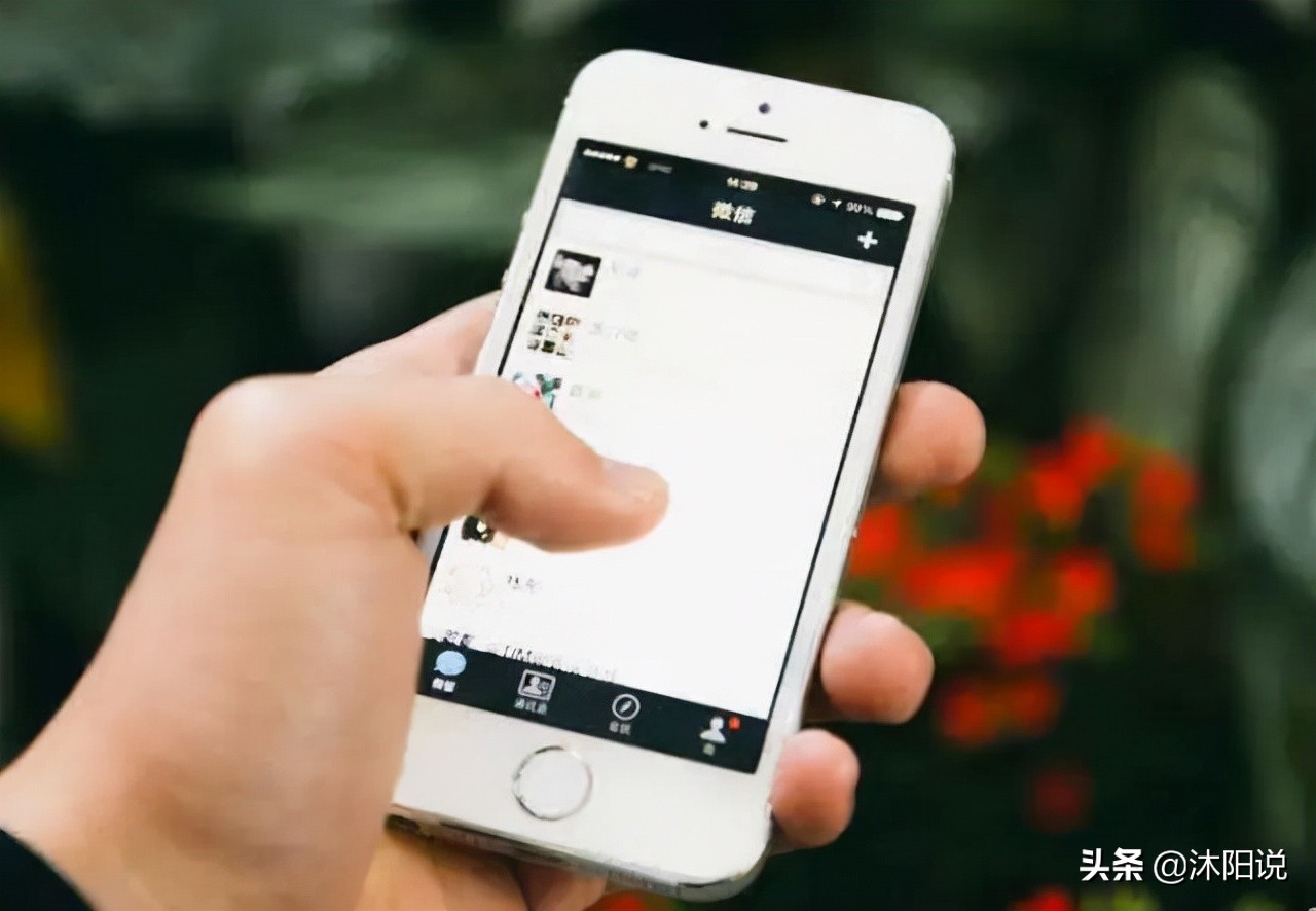 初中毕业流水线工人现状,进入工厂打工的职高生