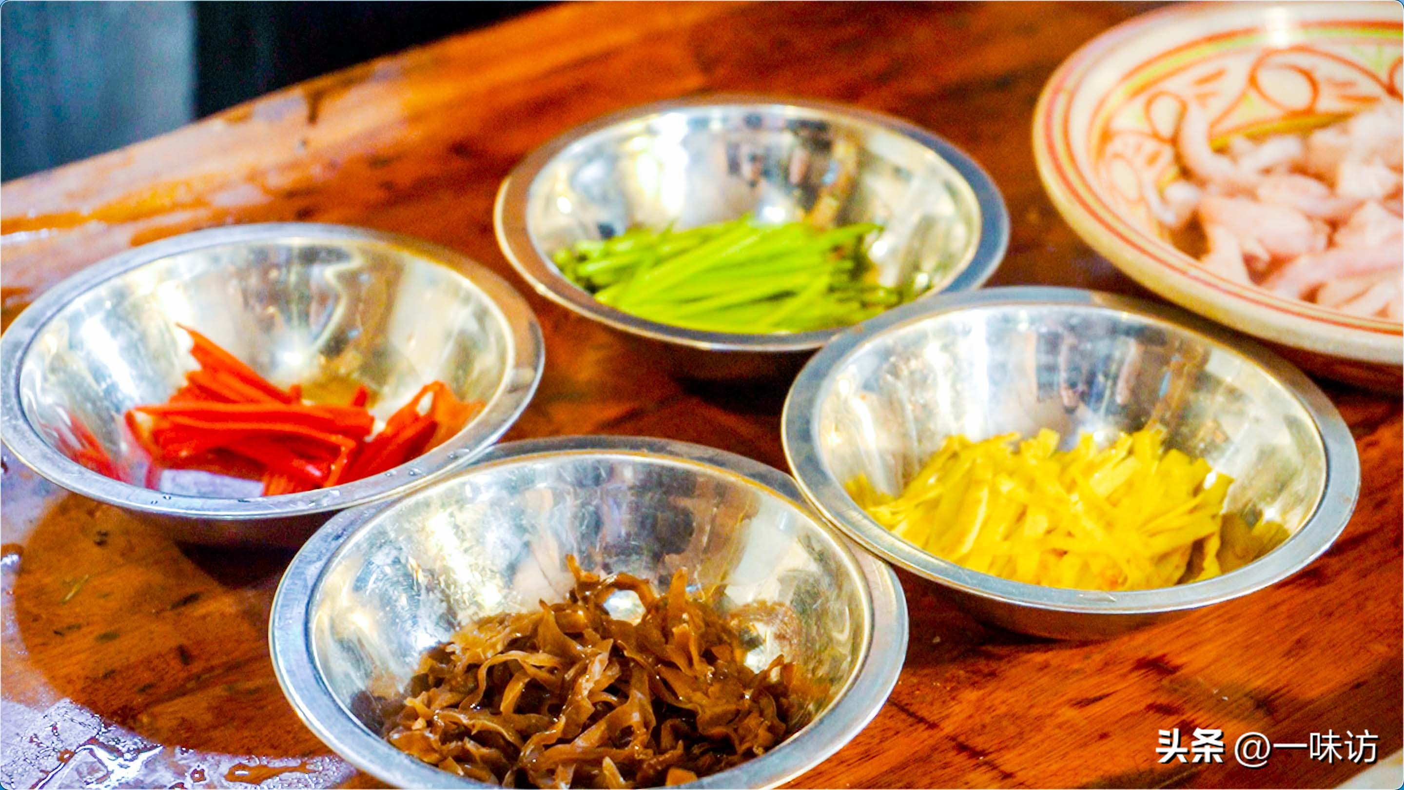 鱼香肉丝怎么做又嫩又好吃,怎么做咸鱼鱼肉筋道