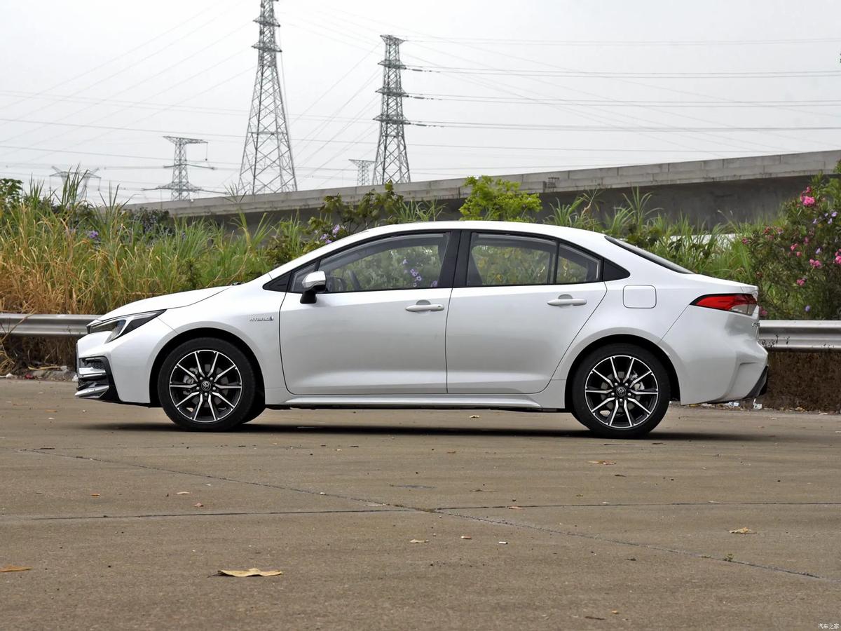 10万级省油家轿推荐,10万配置最高的家轿