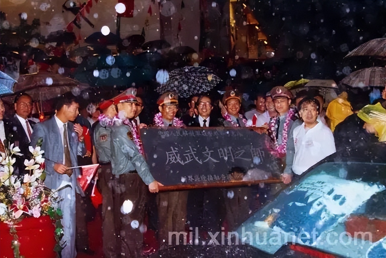 你好我们是警察语音,你好我们是警察