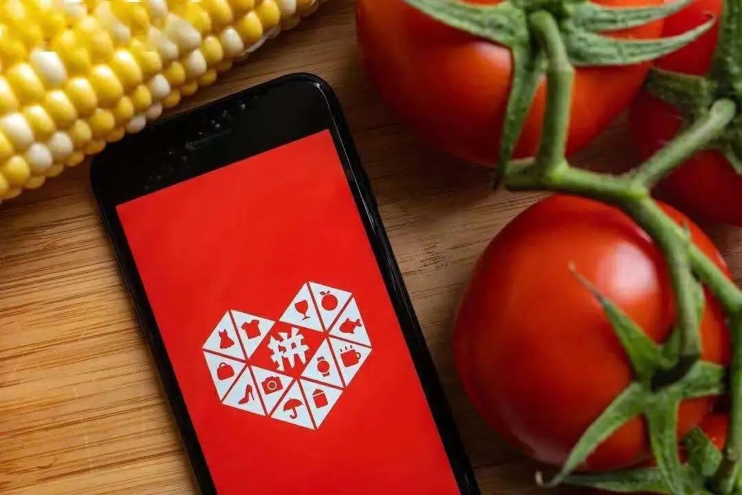 拼多多入局农业战略的优势,拼多多一站式产业助农新路径