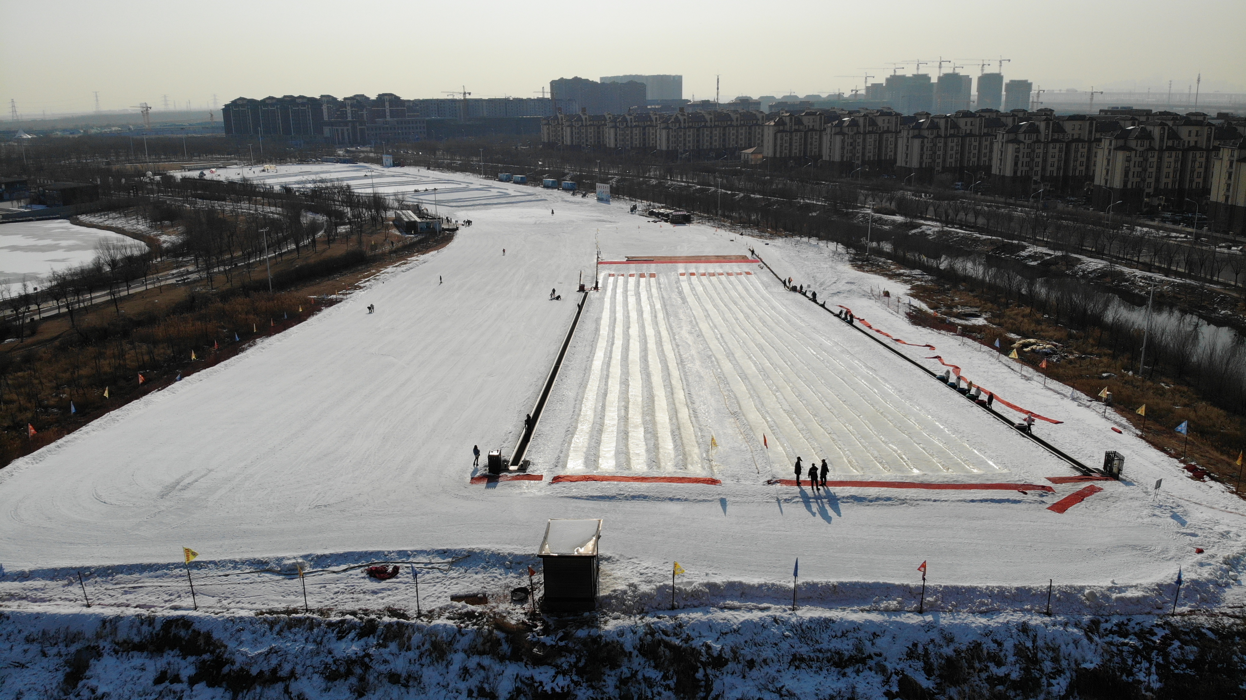 南湖公园武清区游玩,武清南湖公园四月初景色