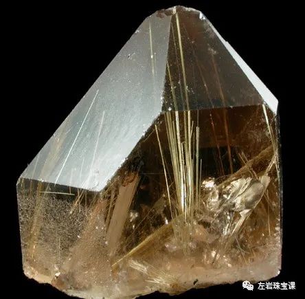 左岩的最新图片,真正的超七水晶是什么样