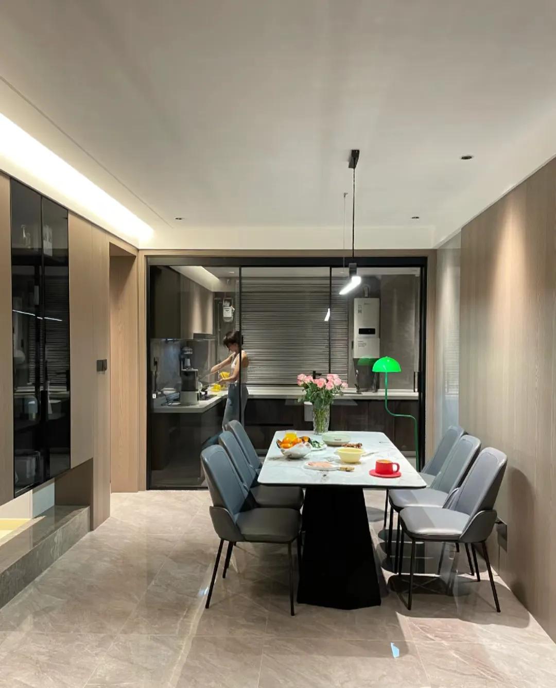 安徽美女晒出自家172㎡新房：装修没有一丝俗气，邻居说是教科书