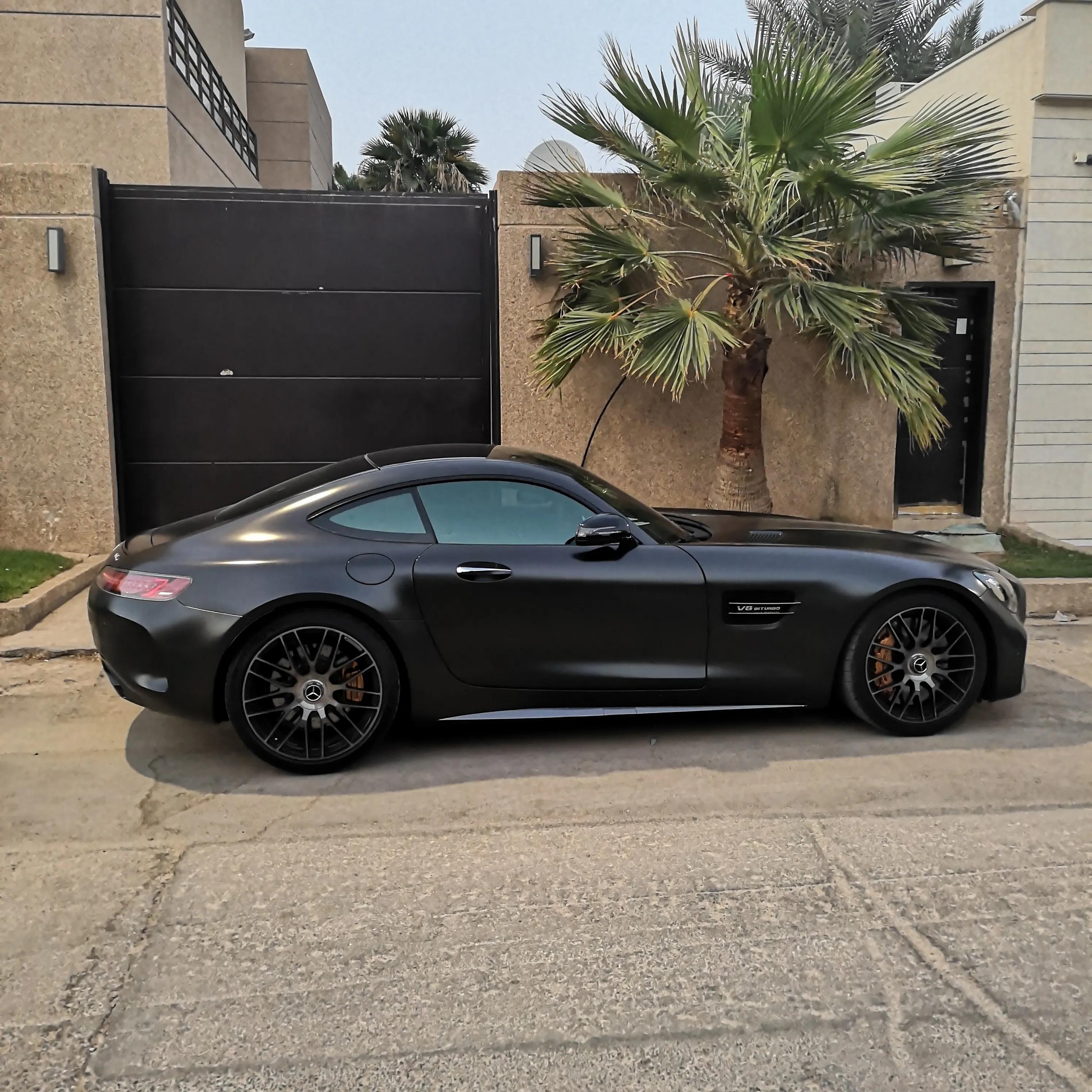 头顶一块布不是恐怖就是富什么梗,头顶一块布的人为啥那么富