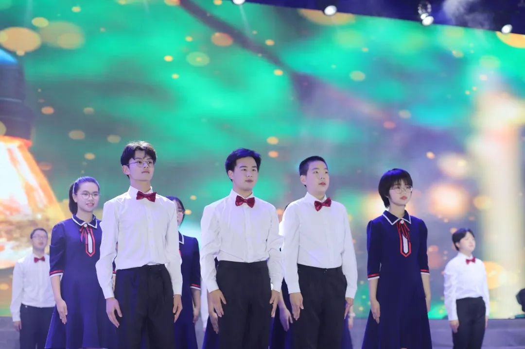 八斗扬帆，为梦起航