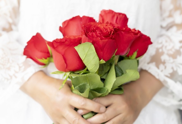 520送女友什么礼物预算1000,普通女性朋友520送多少钱合适