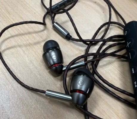 超重低音有线耳机,音质好又好看的头戴式耳机评测