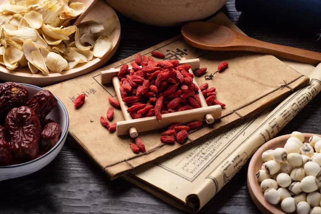 冠心病变异性心绞痛发作首选药物,冠心病心绞痛的治疗原则