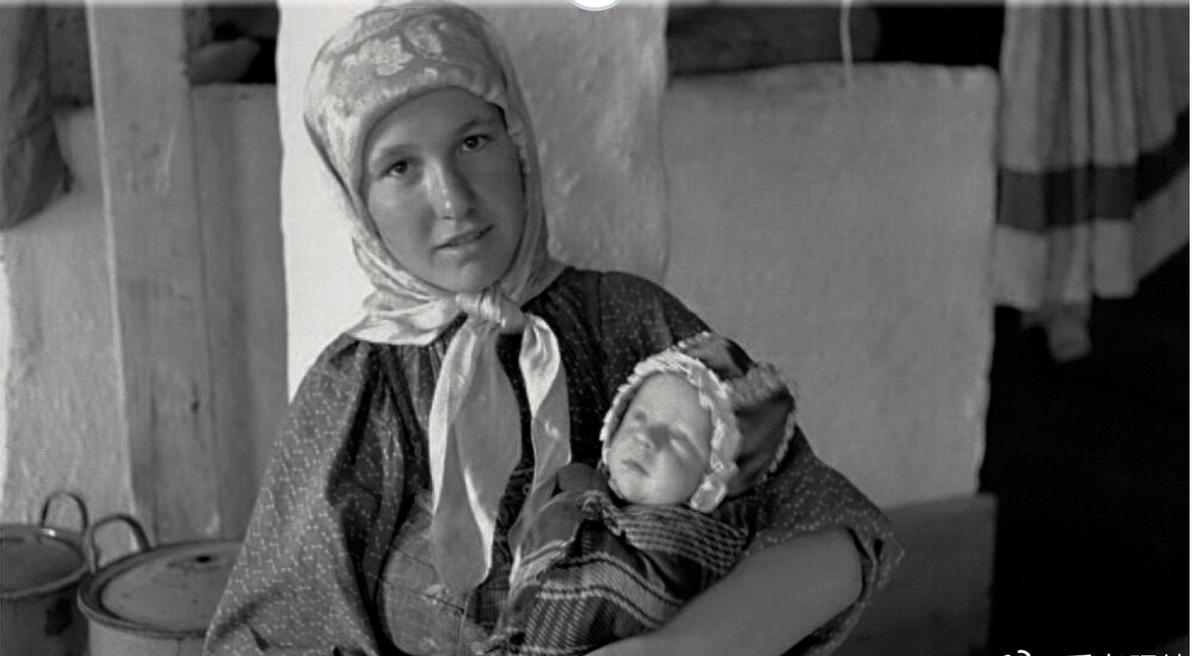 日军侵华兽行,日军当着国军的面杀俘虏