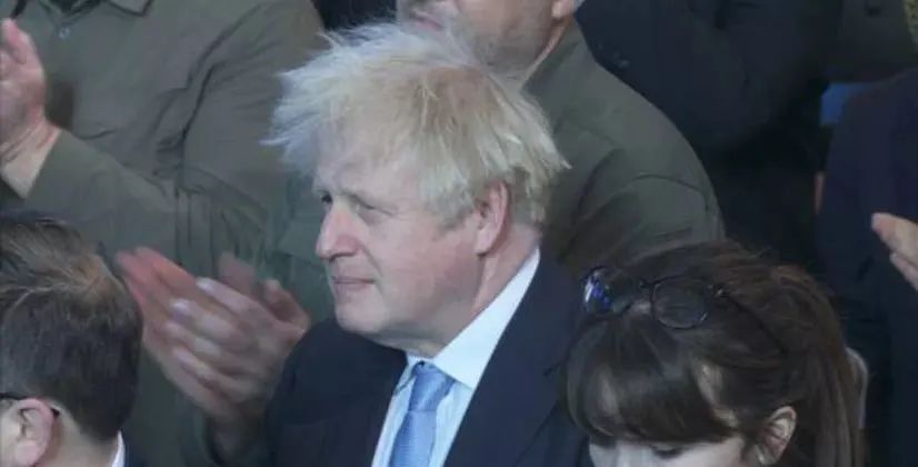 鲍里斯丑闻,鲍里斯回应辞职