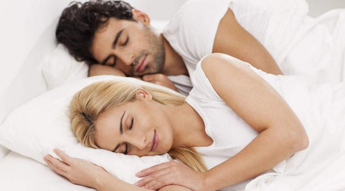 一位单身女青年的疑问：同房时，男人尿尿和射精会同时发生吗？