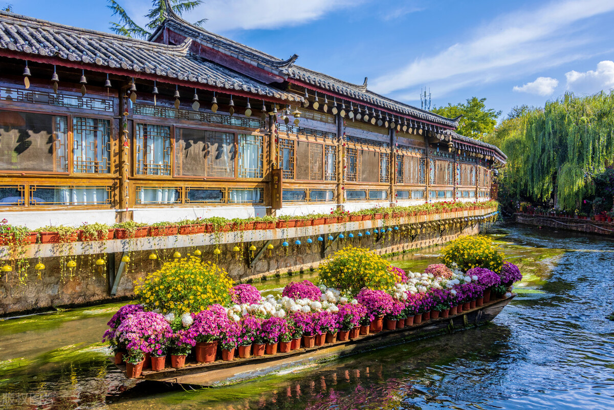 云贵川三地好玩的地方,云贵川附近哪个景点景色最好