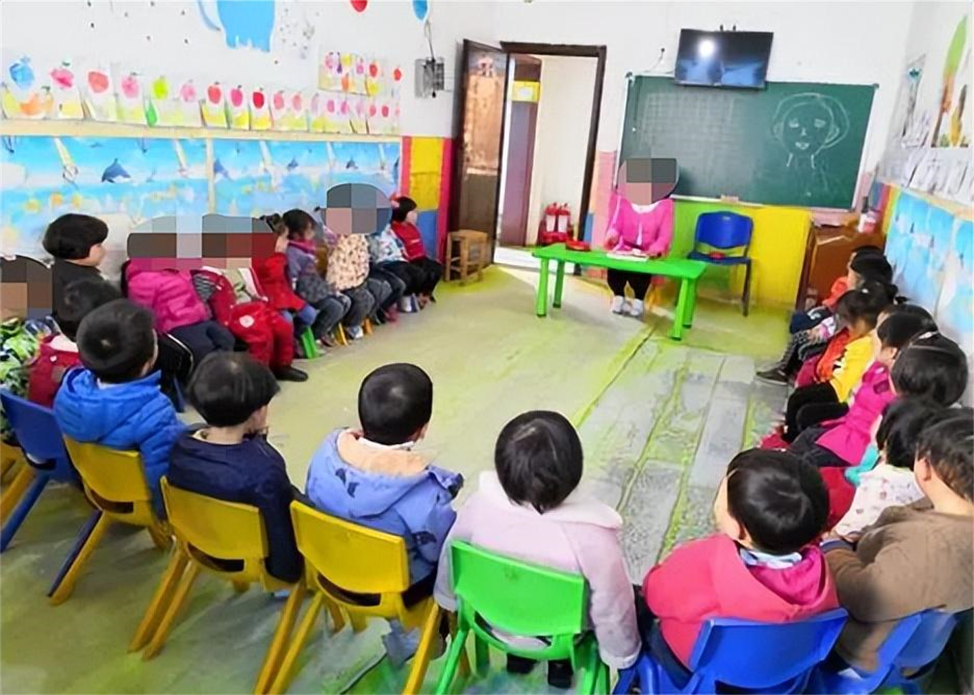 幼儿园园长殴打事件,幼儿园园长暴打小孩