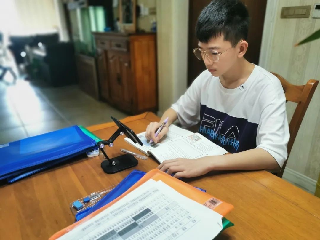 开封求实外国语学校几号开学,开封求实外国语学校怎么样