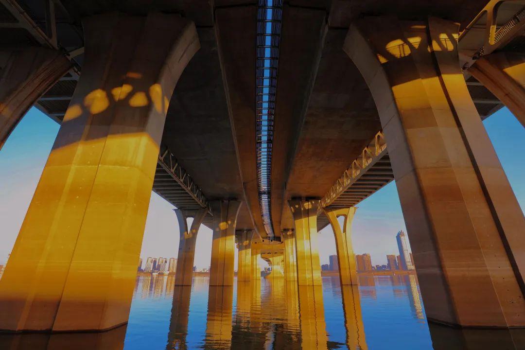 南昌的秋天文案,南昌的秋天闪闪发光