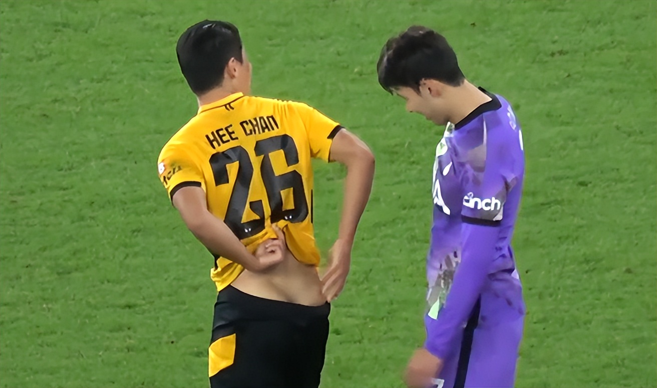 孙兴慜黄喜灿狼队,英超热刺2:1卢顿孙兴慜绝杀救主