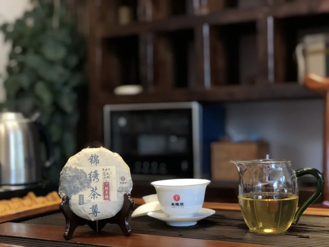 对标1068万“锦绣茶尊”的茶叶，是什么味？