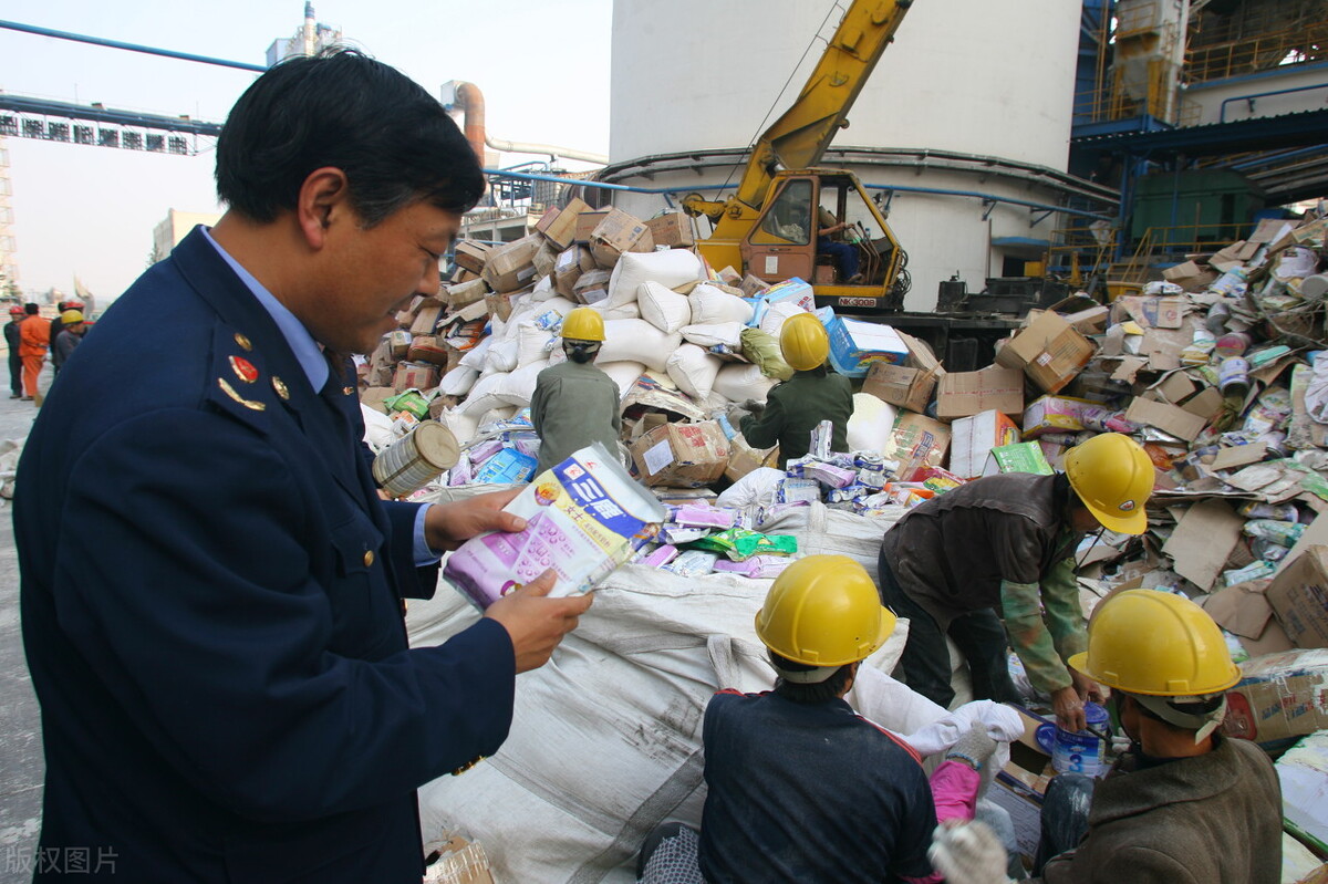 三鹿集团原董事长田文华官方报道,三鹿奶粉董事长现在状况
