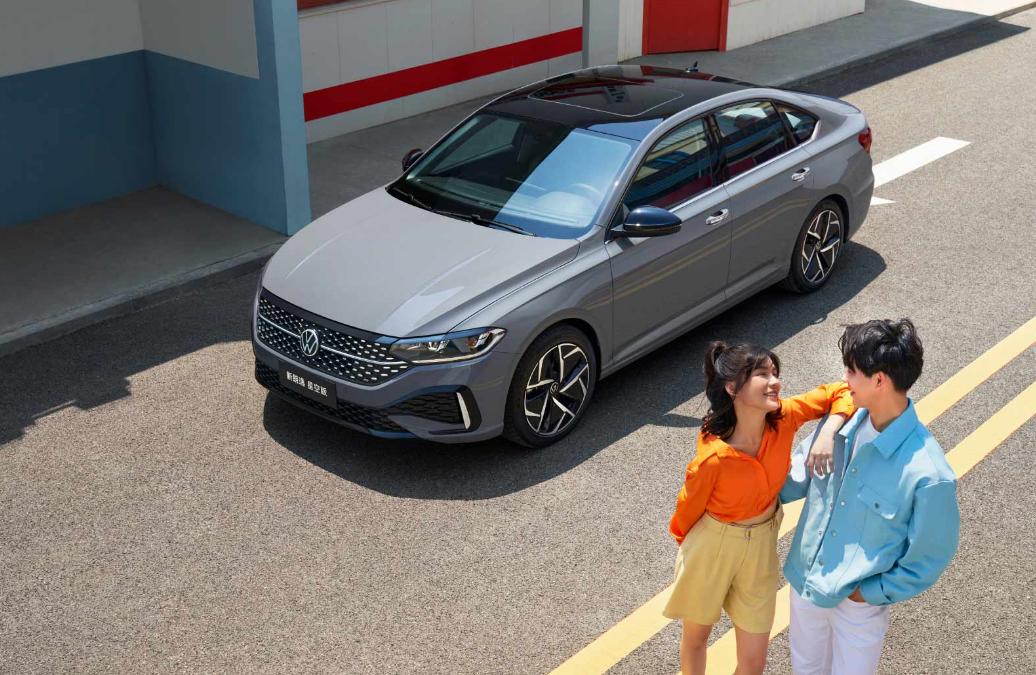 朗逸轩逸全面对比,经典轩逸和1.5大众朗逸加速对比