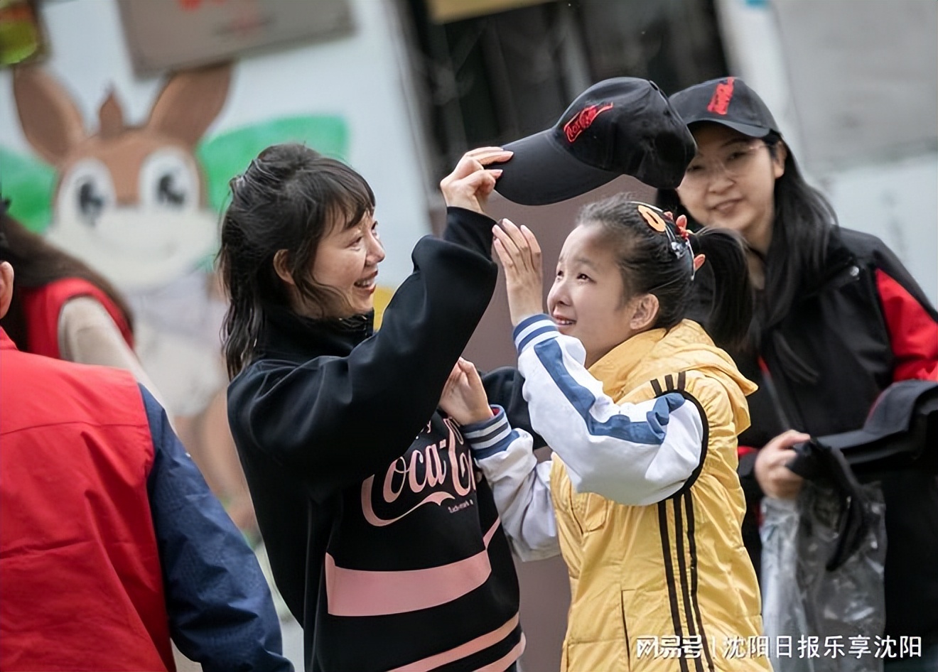 “爱耀未来星星与阳光”守护计划在辽宁开展，中粮可口可乐青年志愿服务队开启爱耀星星未来的守护之路