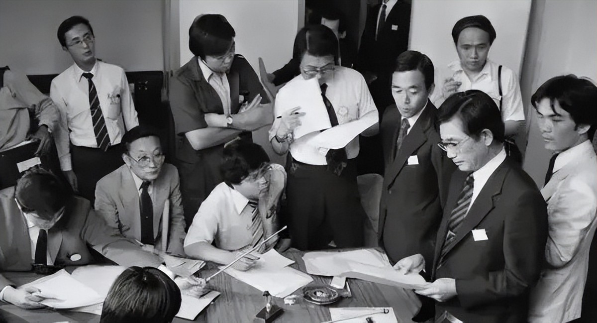 广场协议与日本衰退的关系是什么,日本广场协议的本质