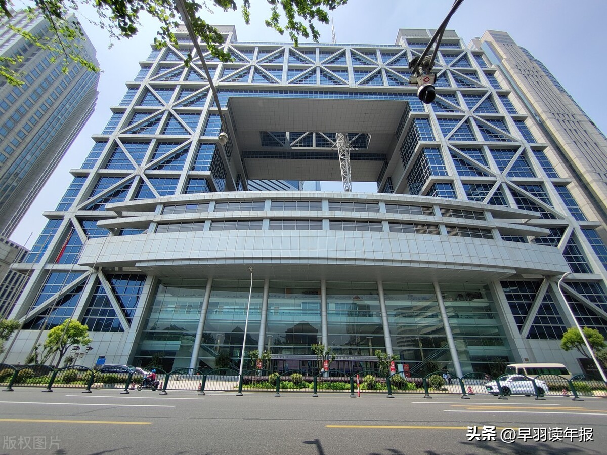 中立国瑞士会成为从美国退市央企的海外上市地吗？股价会跌吗？