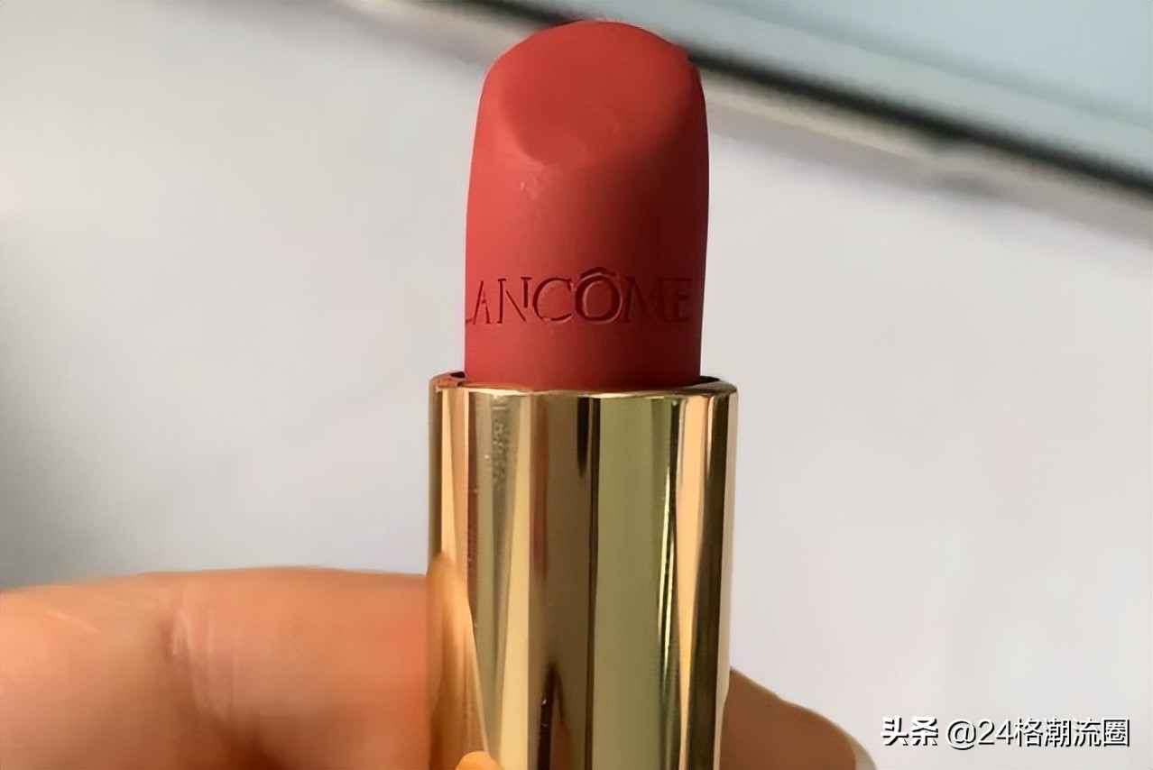 兰蔻柔雾哑光唇膏简评：温和润泽，妩媚动人