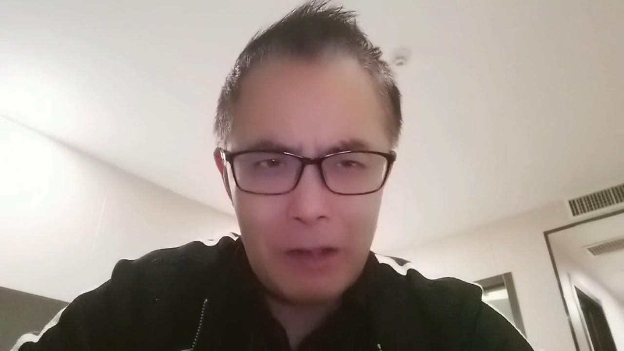 土豆真的栽了没有声音了，这种想法断了吧#封封@俊聊百品