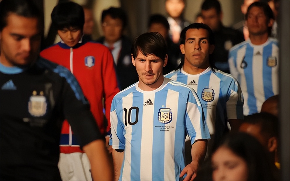 花掉2200亿刀的世界杯,卡塔尔世界杯钱花到哪了