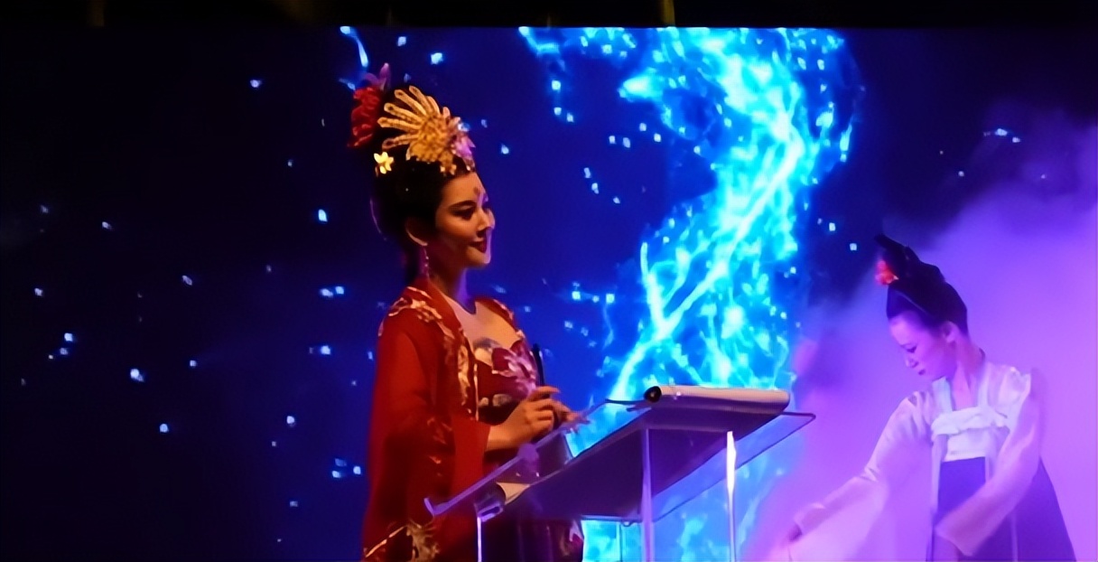 汉服热在整个华人圈兴起,最近几年掀起的汉服热