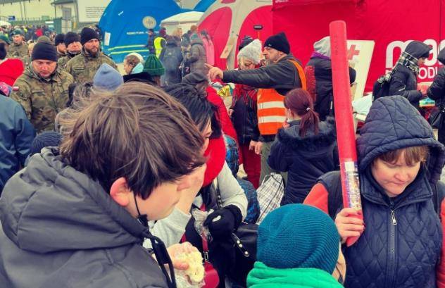 科克难民中心有近30名乌克兰人因神秘疾病接受治疗