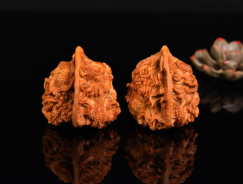 橄榄核雕方寸之间,舟山核雕方寸之间