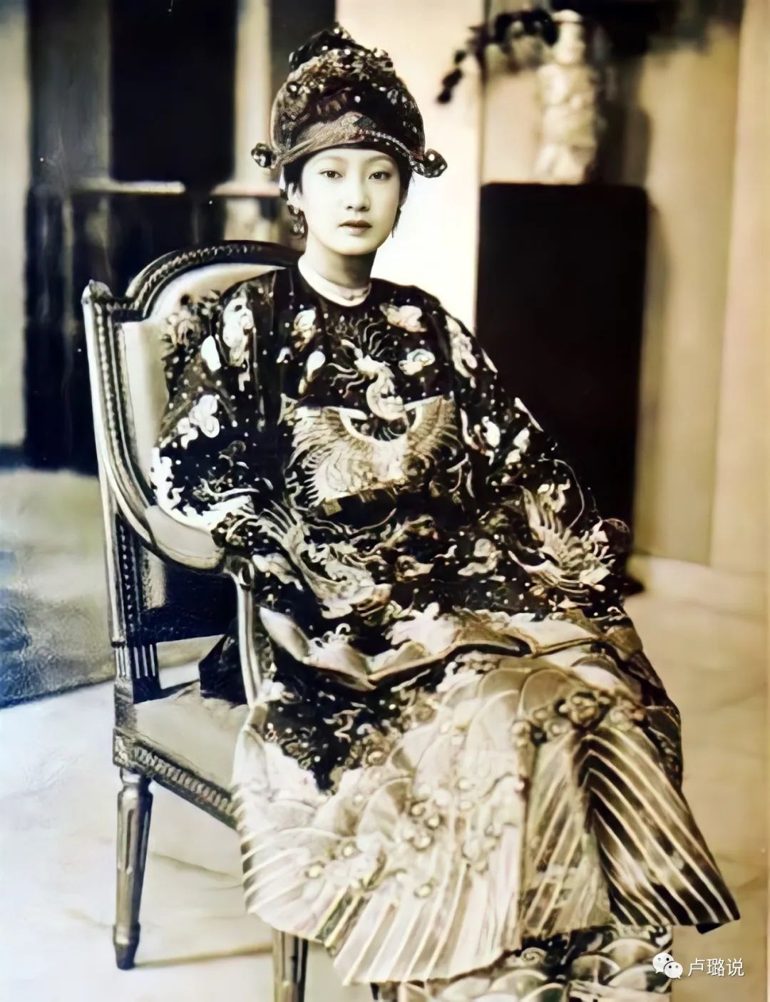 19岁的亚洲最美皇后，盛宠一时被负心抛弃，终成了法国野鬼孤魂！