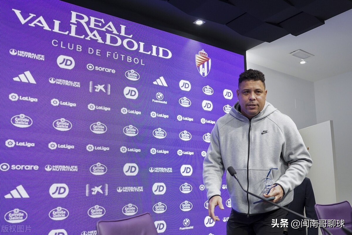 足坛历史排名c罗第四,足球历史最差阵容c罗排名第一