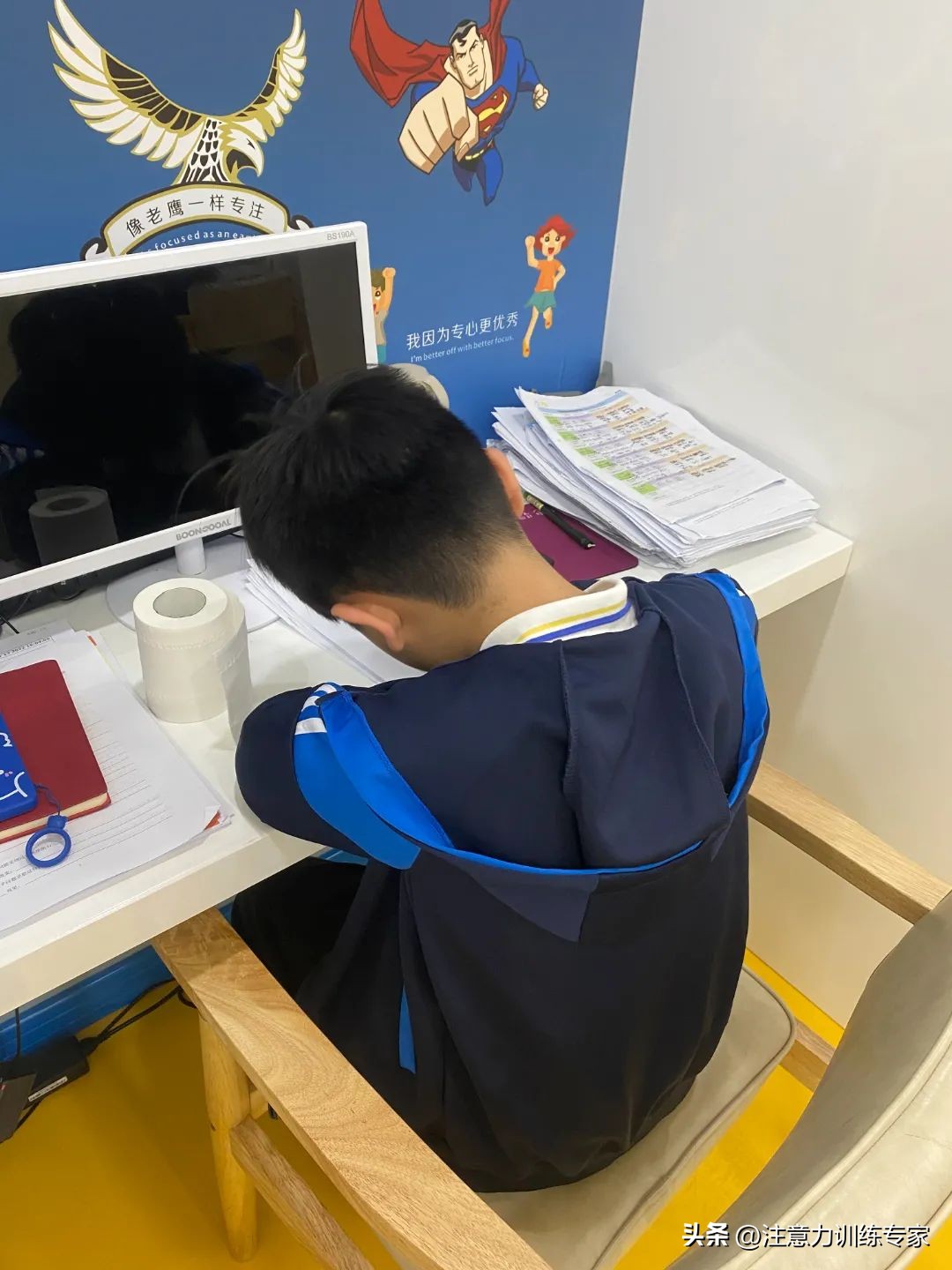 孩子频繁和自己作对,孩子不听话总是跟你作对怎么办