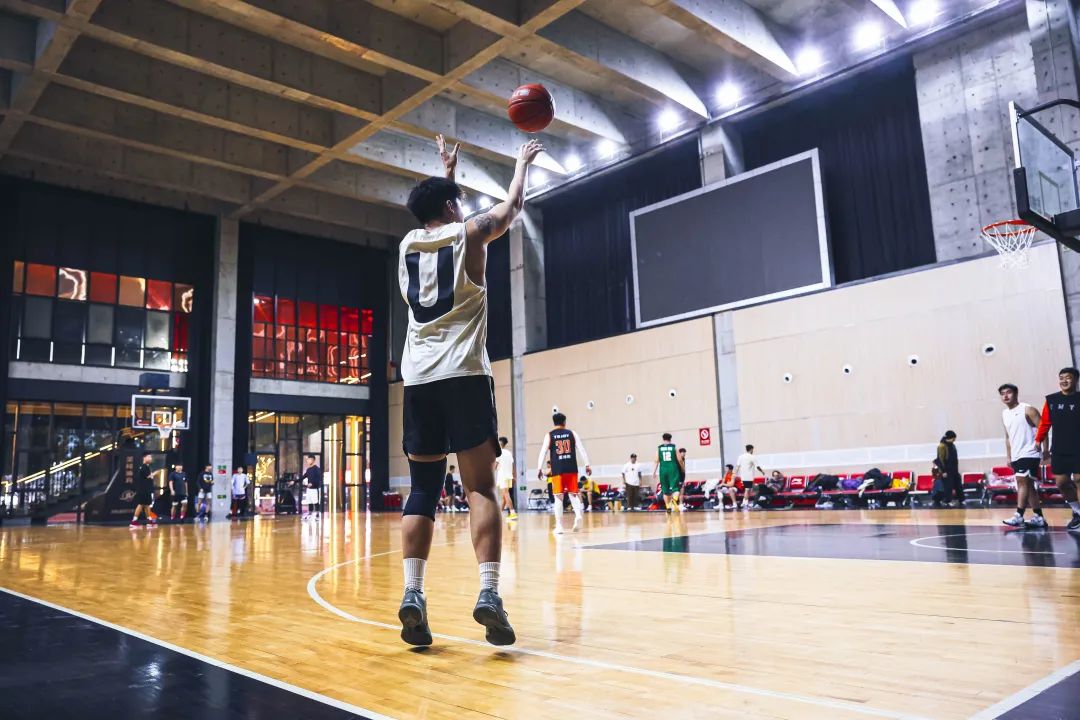 佳能eosr6markii相机镜头推荐,佳能eosr6mark2直出