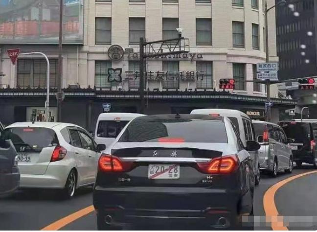 迪拜王子开红旗h9,在迪拜买红旗h9多少钱