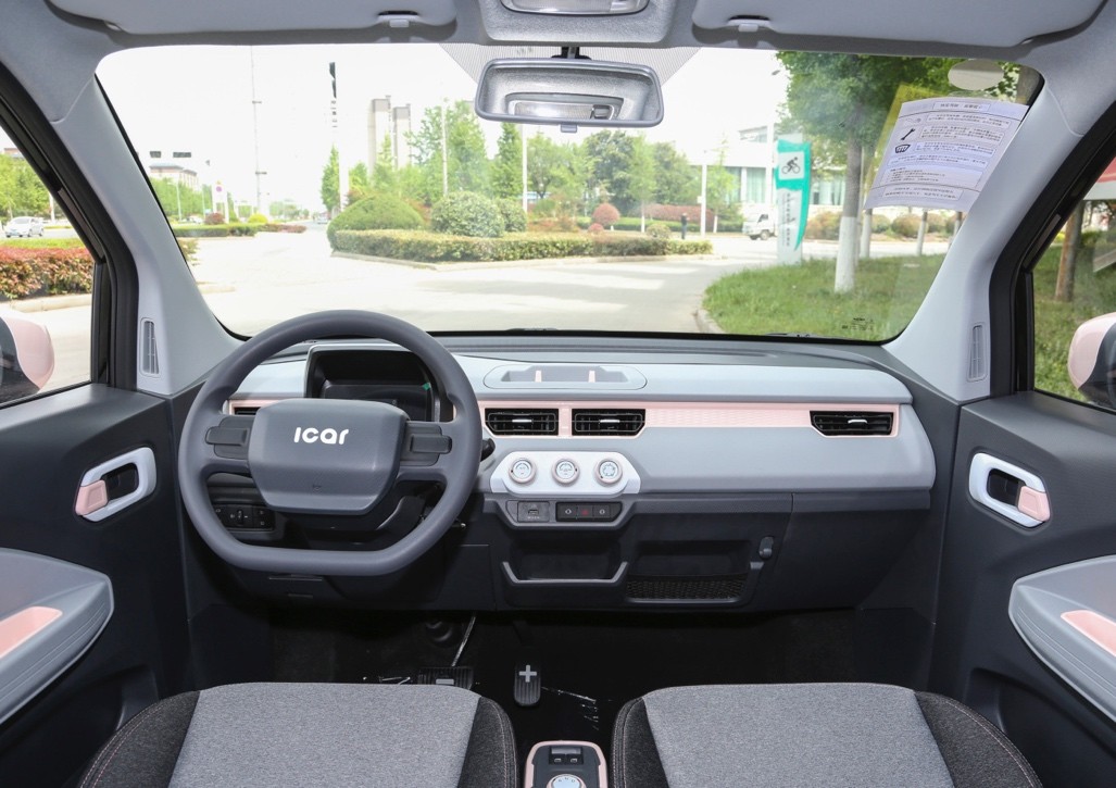 预算15万元这两款纯电动车适合你,续航600km最便宜的新能源微型车